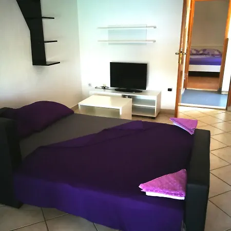 Apartament Ivica *